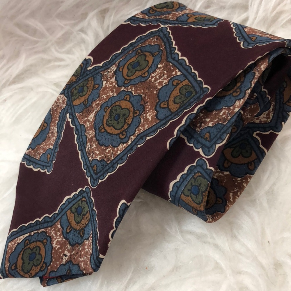 Ted Lapidus Italy Silk Tie - Picture 3 of 10